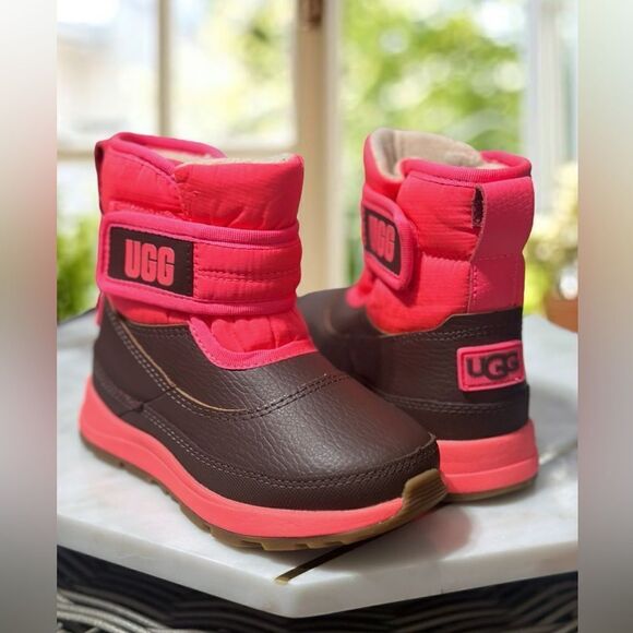 UGG Winter Snow Taney Toddler 3M Insulated Waterproof Shearling Boot Size 9 - Picture 2 of 16